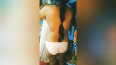 Bhabhi saugen desi lund - 9 image