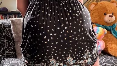 Maries frôle lorgasme tout en étant mannequin et en dansant - 1 image