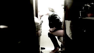 Dos cargas en la fiesta del baño. - 12 image
