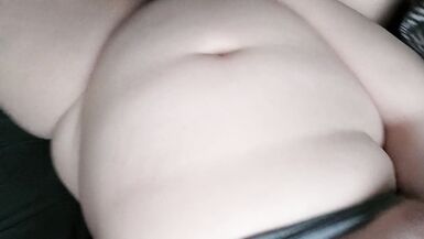 BBW Girl Comes with Vibrator Solo Female Big Belly - 8 image