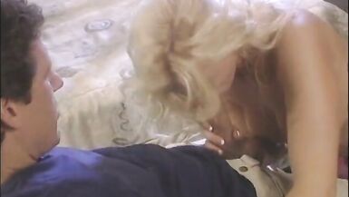 Big hard dick stretches out the pussy of this perfect inexperienced slut - 6 image