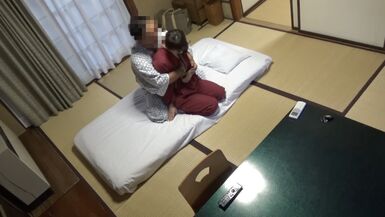 Seducing a Housekeeper Who Came to Lay Out a Futon - 1 image