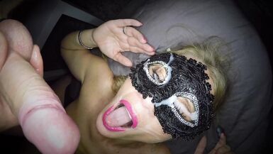 Lekker geil sperma sletje krijgt facial - sperma in haar ogen - 7 image