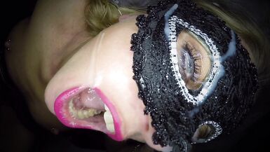 Lekker geil sperma sletje krijgt facial - sperma in haar ogen - 9 image