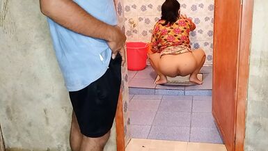 Bhabhi Ko Bathroom Me Ghodi Banakar Choda -Sister In Law Sex