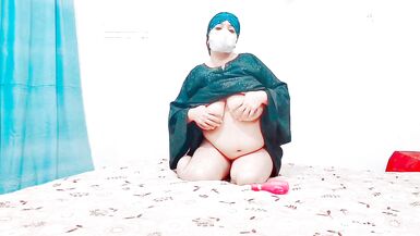 indian muslim aunty sex with toy in doggystyle - 3 image
