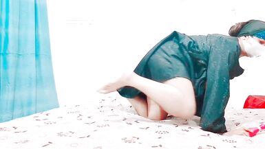 indian muslim aunty sex with toy in doggystyle - 4 image