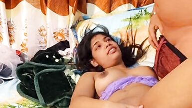 Una ragazza magra si è messa per sbaglio con il suo fratellastro - 5 image