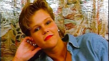 Sabine muss Blasen und Schlucken Retro - 2 image