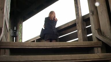 Der Aussichtsturm  Milf macht es sich Outdoor - 1 image