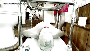 Dominatrix Mistress April - Lola at the abattoir - 11 image