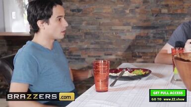 Mommy Got Boobs  - (Krissy Lynn, Ricky Spanish) - Helicockter Mom - Brazzers - 4 image