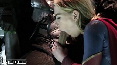 WickedParodies - Supergirl Seduces Braniac Into Anal Sex - 2 image