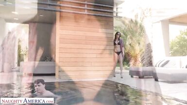 Indien Sommer Fucks Von Die Schwimmbad - 3 image