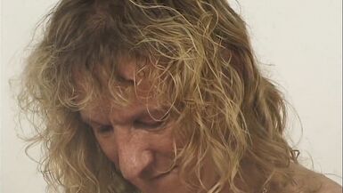 Deutsche Hausfrau Milf wird von Tarzan gefickt und gefistet - 2 image