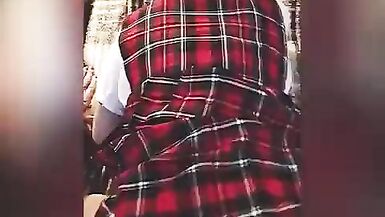 Comment baiser sa belle-mère et sa belle-fille en même temps ! Une mexicaine chaude qui suce une bite pour de largent ! Amateurs Threesome VOL #4