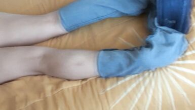she wakes up very excited and masturbates, moans asking for coc - 15 image