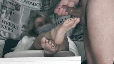 The impotent tried to jerk off limp dick on his girlfriend's feet, but could not  CFNM - 11 image