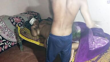 So Rhi Bhabhi Ko Devar Je Jabardasti Choda - Devar Fucking Bhabhi On Night Clear Hindi Voice - 2 image