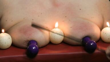 Annadevot - Big Boobs Spank und Sand - 8 image