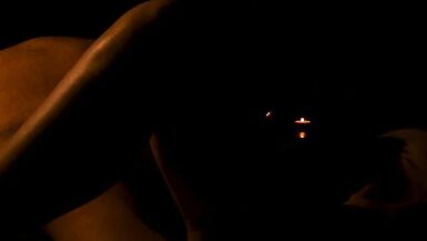 Heiße sinnliche und erotische Nahaufnahme von Sex in der Nacht mit Amateur Paar - 2 image