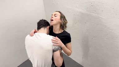 Public stairwell fuck in yoga pants with 2 guys ending in double facial / Amateur hotwife - 2 image