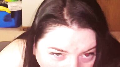 Thick pink toe girlfriend gets a creamy load