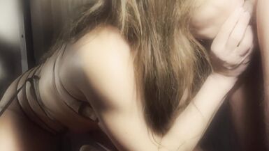 I suck his cock while I have a vibrator stuck in my pussy that drives me crazy! - 5 image