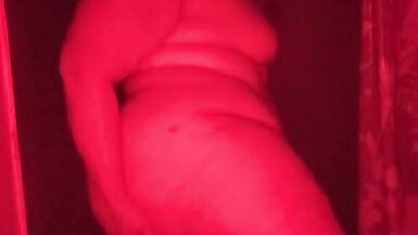 BBW Dusche Tease - 9 image