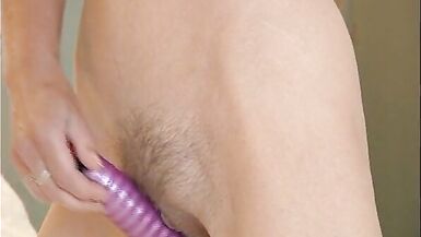 MILF alleine im Sexhotel - 8 image