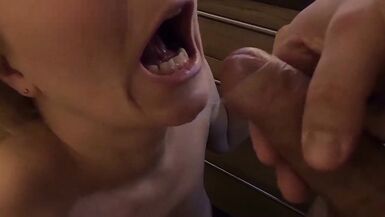 Sperm Horny MILF gets the juice - 2 image