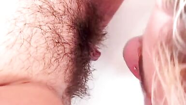 Lesbians finger bang there pussys in there steamy bubble bath. - 11 image