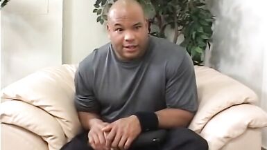 Horny cum chugging ho takes dick in pussy and gives guy head - 2 image