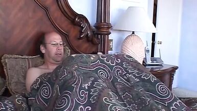 Cock sucking brunette MILF takes dick in twat and mouth before being creamed - 1 image