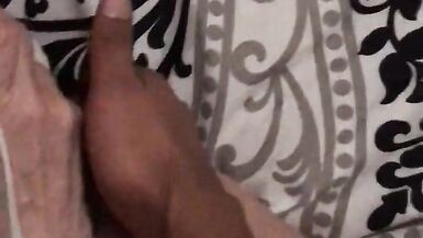 最初の動画、Milf has multiple orgasms, surprise squirt！ - 11 image