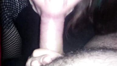 deutsche Milf gibt sinnlichen Blowjob und bekommt Wixxe in den Mund - 8 image
