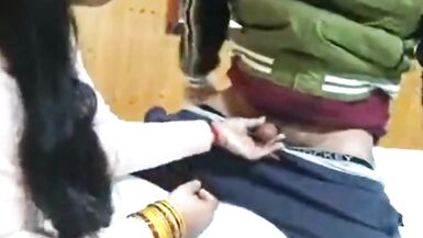 Mere Pati Ka Randi Baj Dost Ki Land Chuswa Di Hotel Room Pe , Paisa Udhar Lene k liye - 2 image