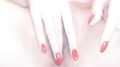 Long masturbation of clit and pussy until horny MILF reaches orgasm.  Close-up only - 6 image