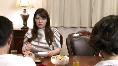 Milf qui est devenue accro à la bite dure - 2 image