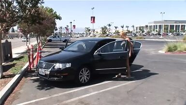 Hot dick hunting girls share a cock and his load