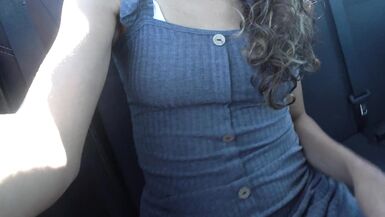 Me masturbo en el UBER | MILF Latina