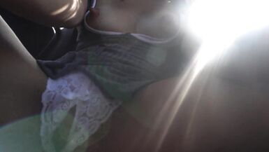 Me masturbo en el UBER | MILF Latina - 8 image