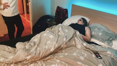 Sexy brunette BBW getting fucked with two short leg casts - 5 image