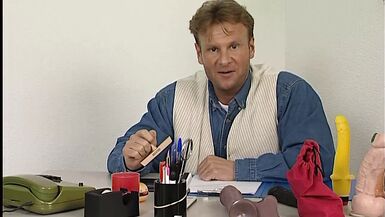 Arzthelferin geht zum Casting weil Sie Geld braucht - 1 image