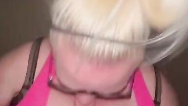 Fat ass bbw roommate gets leggings ripped and rides cock - 5 image