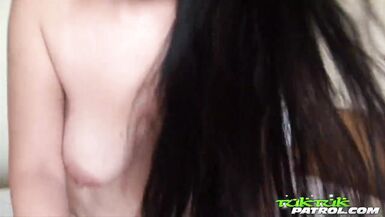 Thick thai mieze stretched aus von groß fremd schwanz - 12 image