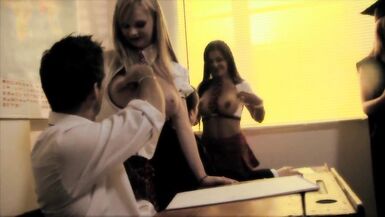 SchoolGirls Sluts... Оргия в классе!!! - 2 image