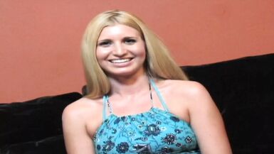 Larin Lane is a hot mother who wants to be banged harder - 1 image