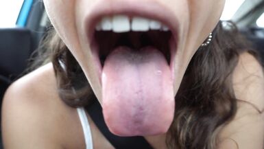 JOI en el auto | Dame tu leche caliente en mis tetas | Milf Latina - 9 image