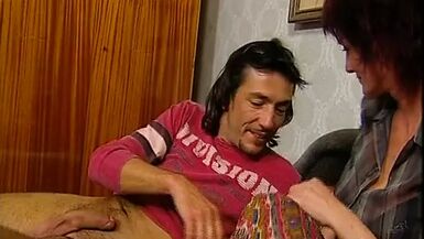 Deutschland GRANNY et COUGAR en folie !!! - Volume 02 - 1 image